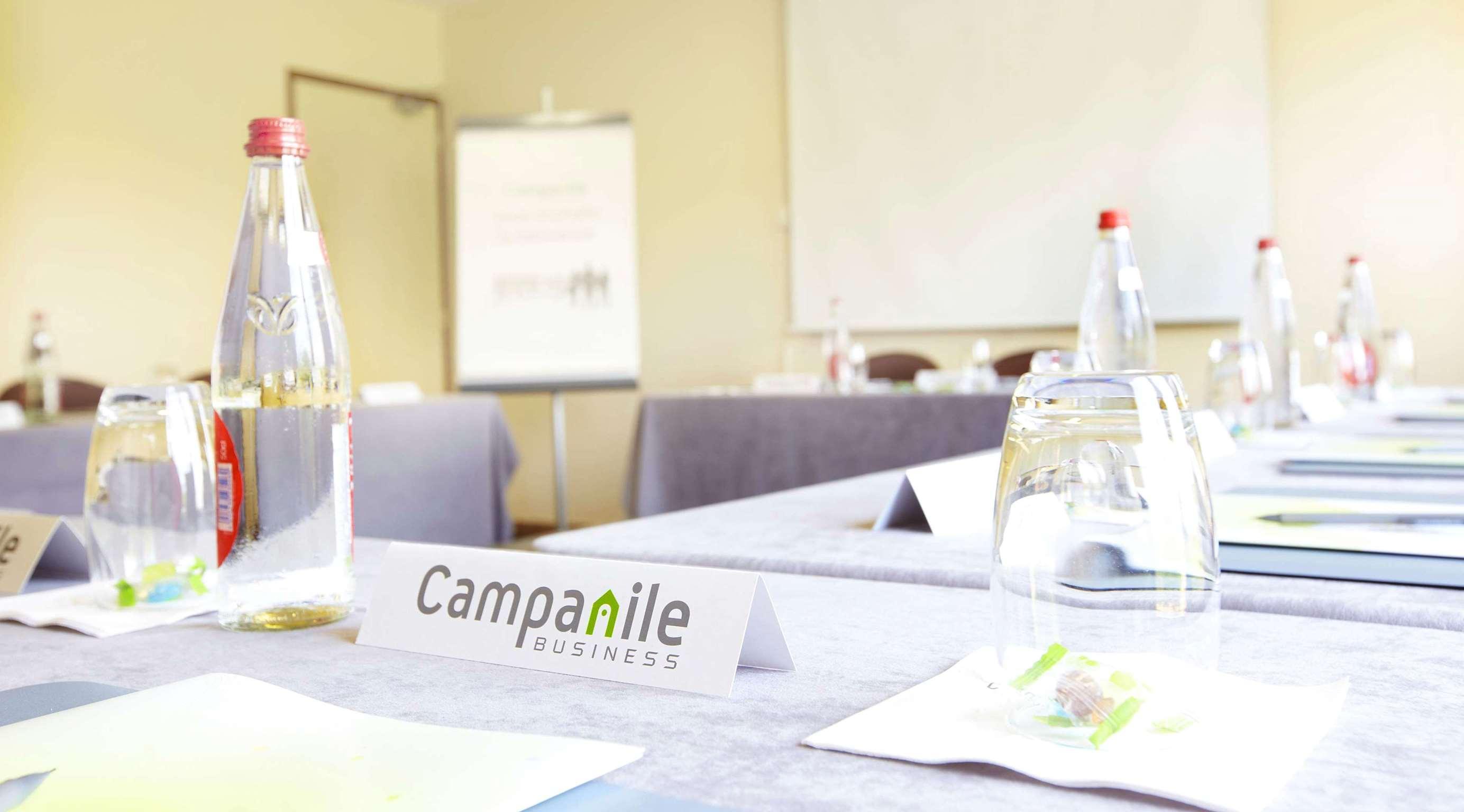 Campanile Mulhouse - Morschwiller Buitenkant foto